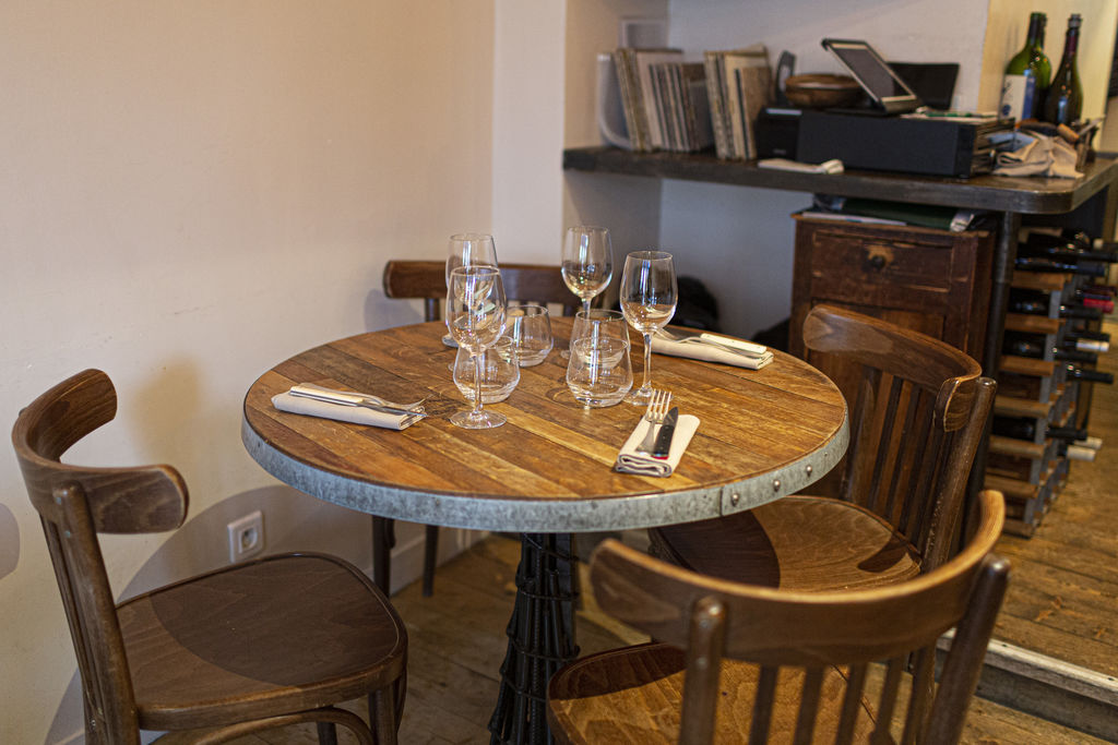 Aux Plumes 45 Rue Boulard 75014 Paris Aux Plumes - restaurant Paris - ViaMichelin
